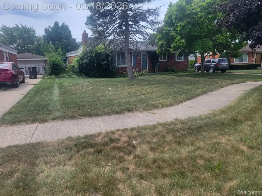 8436 Antwerp Drive, Sterling Heights, MI 48313 - #2