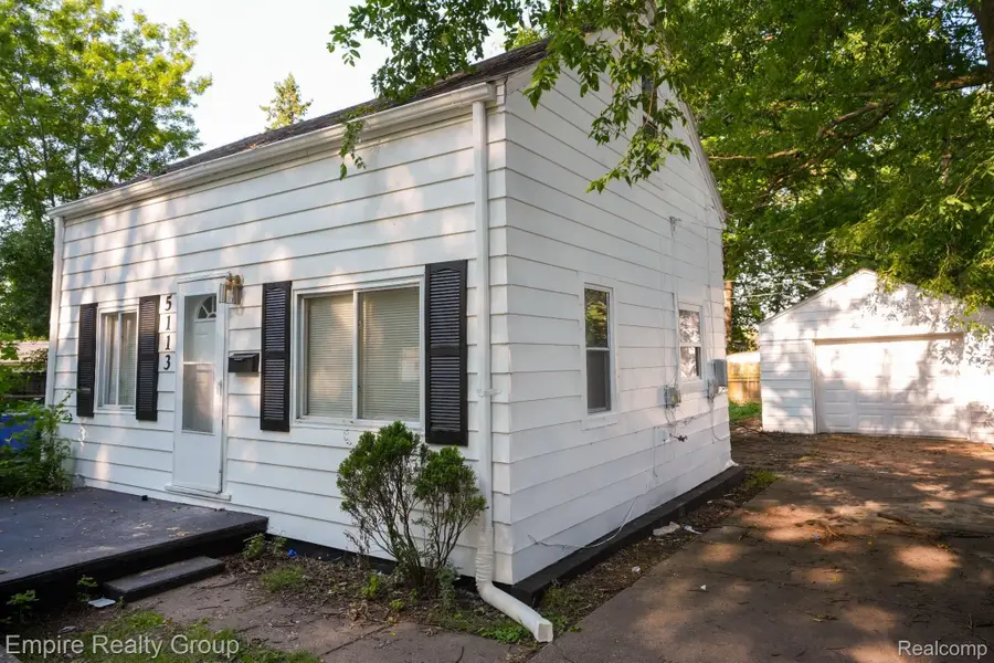5113 Detroit, Dearborn Heights, MI 48125 - #2