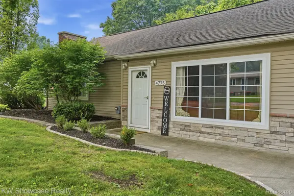 4775 Lake Grove Drive, WhiteLake, MI 48383
