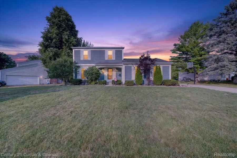24525 Jamestowne Road, Novi, MI 48375 - #2