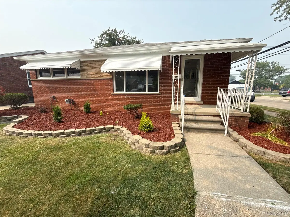 20017 California, Saint Clair Shores, MI 48080 - #1