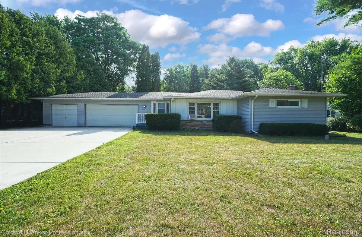 7194 N Center Road, Genesee, MI 48458 - #1