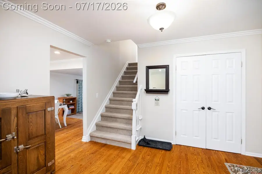 1648 Kilburn Road N, Rochester Hills, MI 48306 - #3