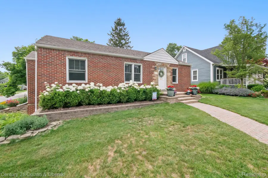 551 N Evergreen Street, Plymouth, MI 48170 - #3