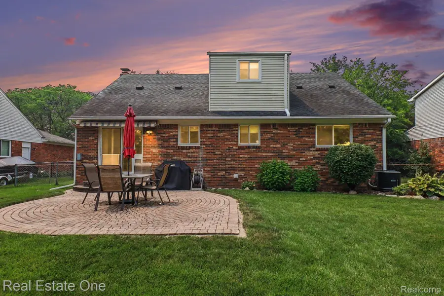 6570 Edgewood Road, Canton, MI 48187 - #2