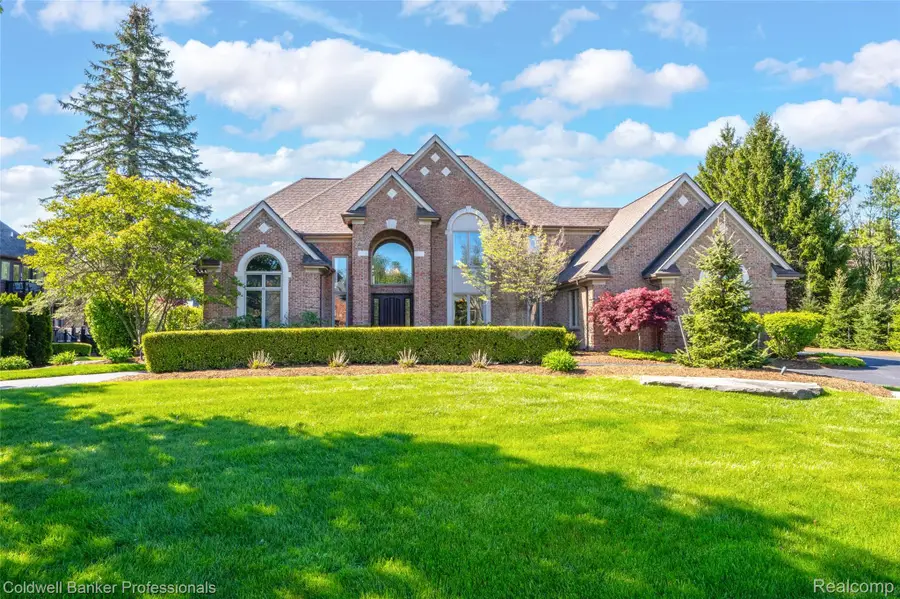 2531 Cedar Brook Court, Rochester Hills, MI 48309 - #3