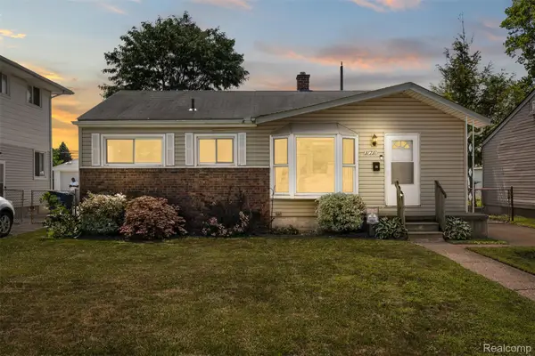 31731 Avondale Street, Westland, MI 48186