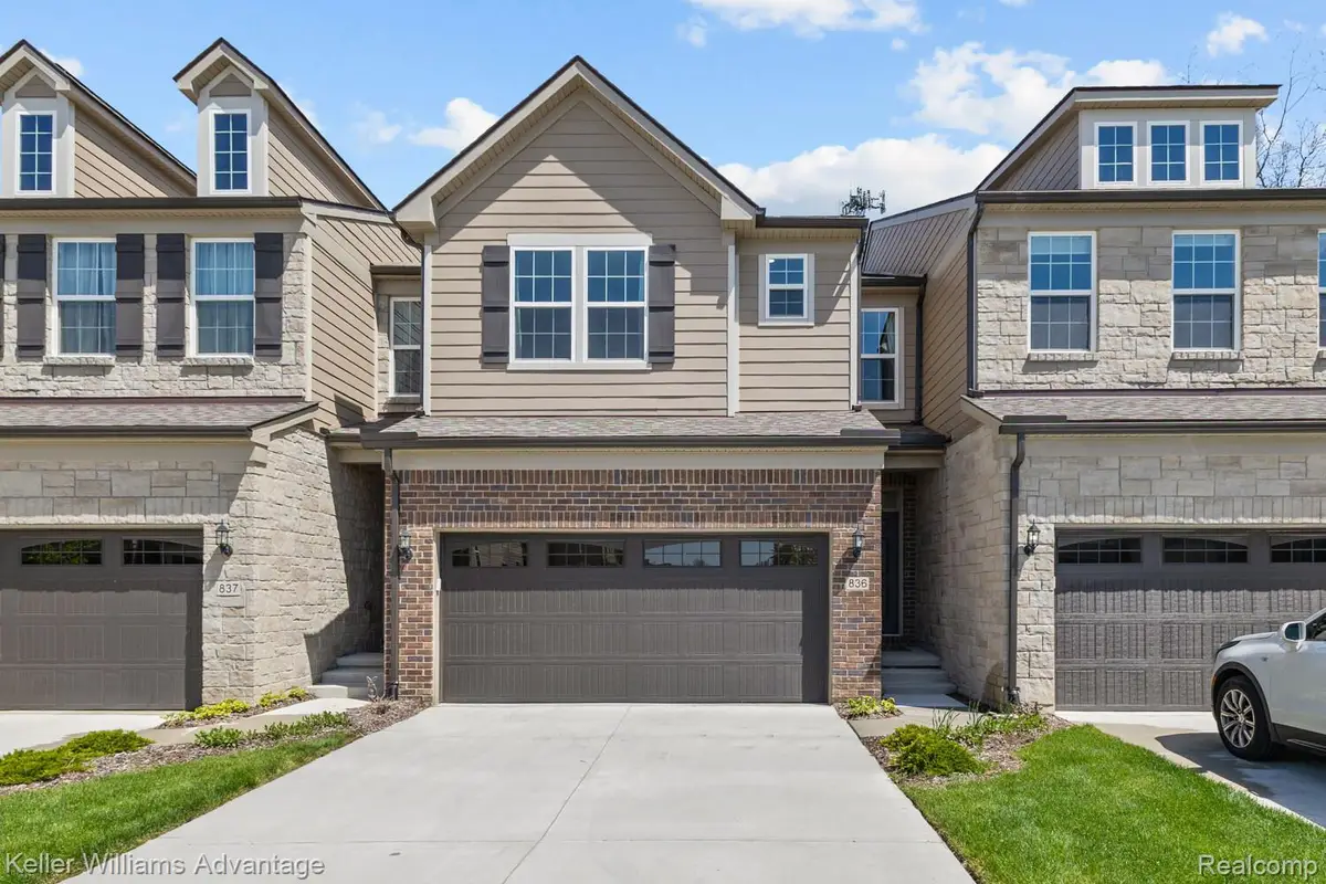 836 Addison Circle, Commerce, MI 48390 - #1