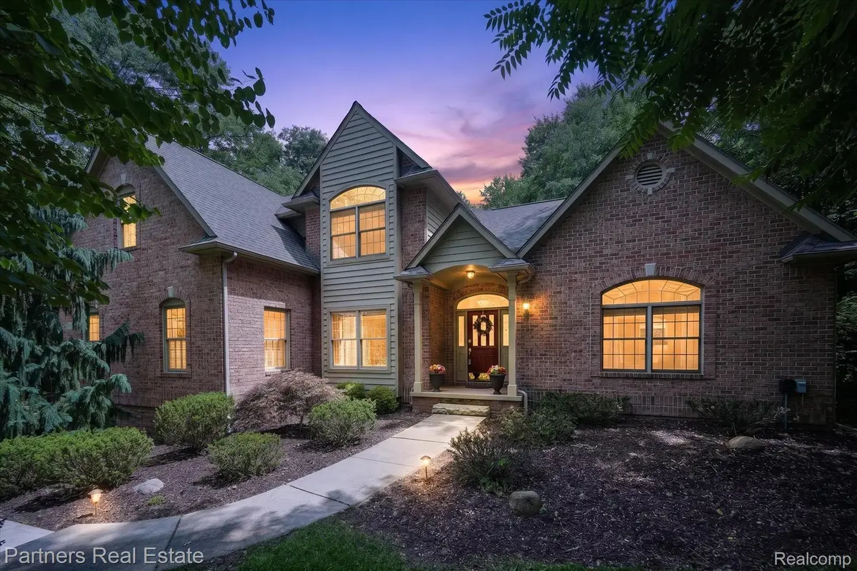 5935 Winans View Court, Pinckney, MI 48169 - #1