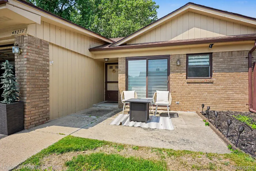 45277 Universal Court, Utica, MI 48317 - #2