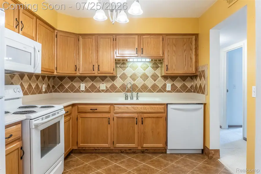 61051 Greenwood Drive, South Lyon, MI 48178 - #2