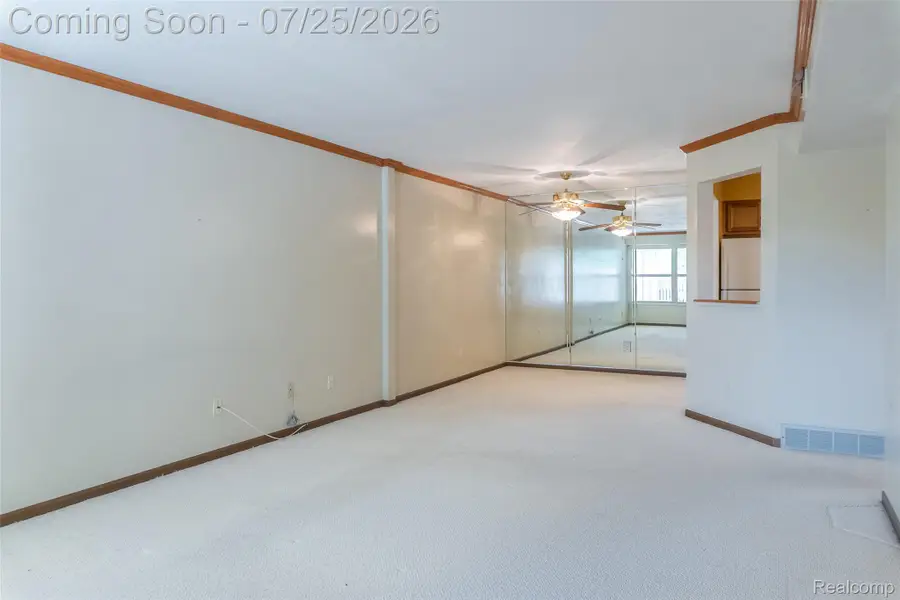 61051 Greenwood Drive, South Lyon, MI 48178 - #3