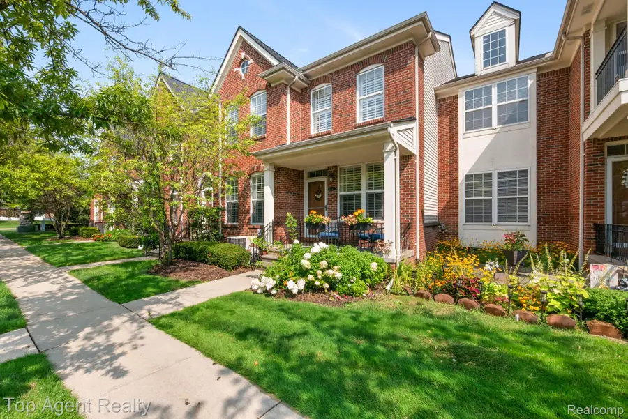 14443 Victoria Drive, Sterling Heights, MI 48313 - #2