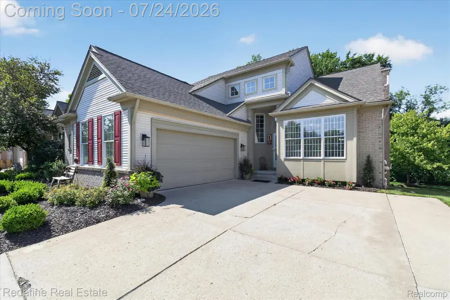 51370 Plymouth Heights Lane, Plymouth, MI 48170 - #3