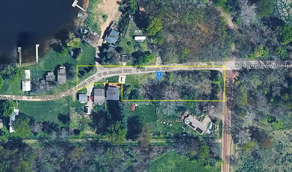 11055 W St Joseph Highway, Vermontville, MI 49096