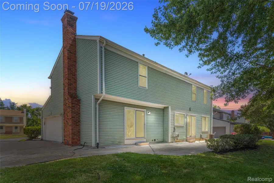 5994 Kingsfield Drive, West Bloomfield, MI 48322 - #2