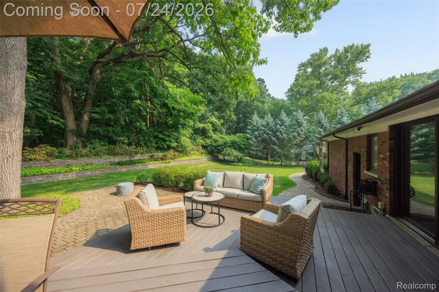 344 Shagbark Drive, Rochester Hills, MI 48309 - #2