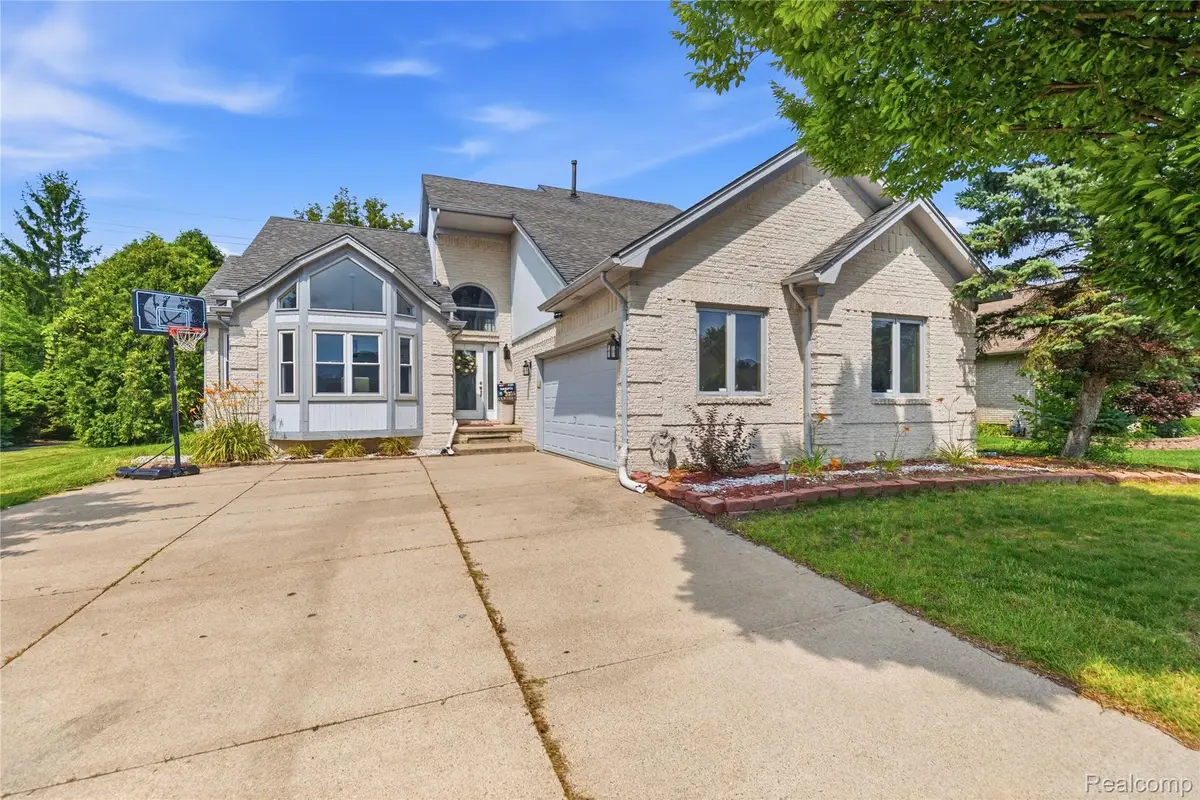 52279 Matterhorn Drive, Macomb, MI 48042 - #1