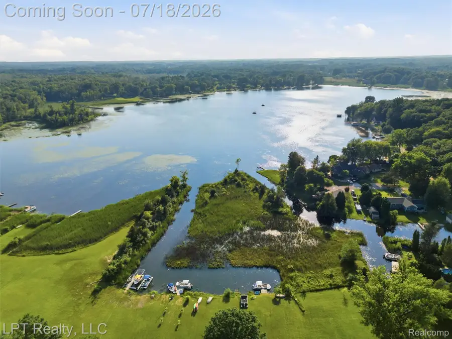 4539 Parker Drive, Howell, MI 48843 - #2