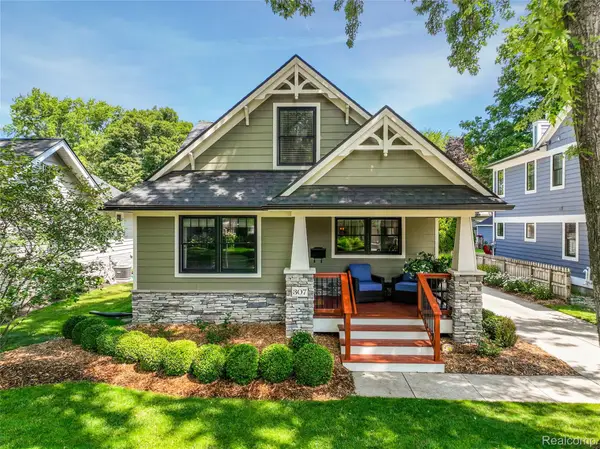 307 Linwood Avenue, Rochester, MI 48307