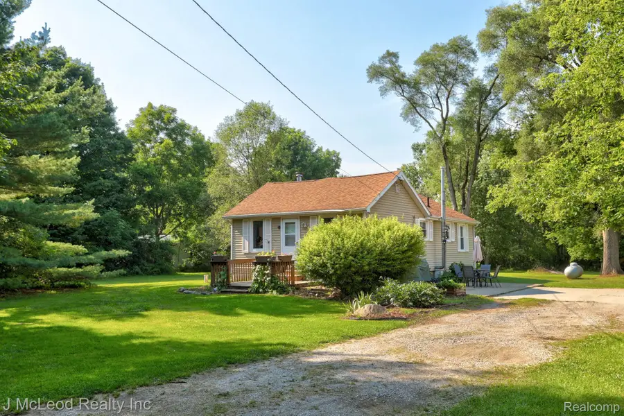 1170 W Dodge Road, Clio, MI 48420 - #2