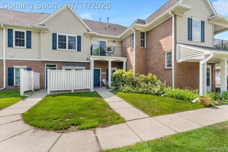 2929 Cottonwood Drive, Waterford, MI 48328 - #3