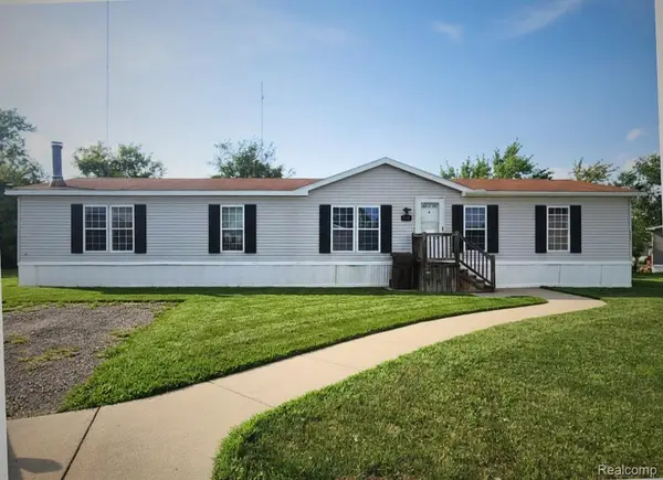 28868 Cherrywood, FlatRock, MI 48134