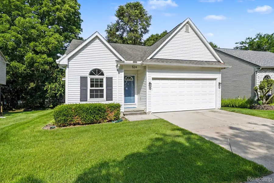 524 Mill Pond Drive, Fenton, MI 48430 - #3
