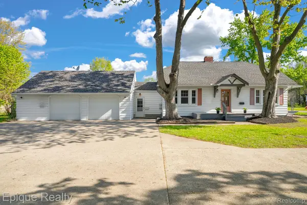 3363 Meinrad Drive, Waterford, MI 48329