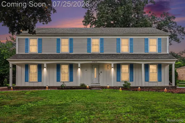 35810 Fredericksburg Road, Farmington, MI 48331