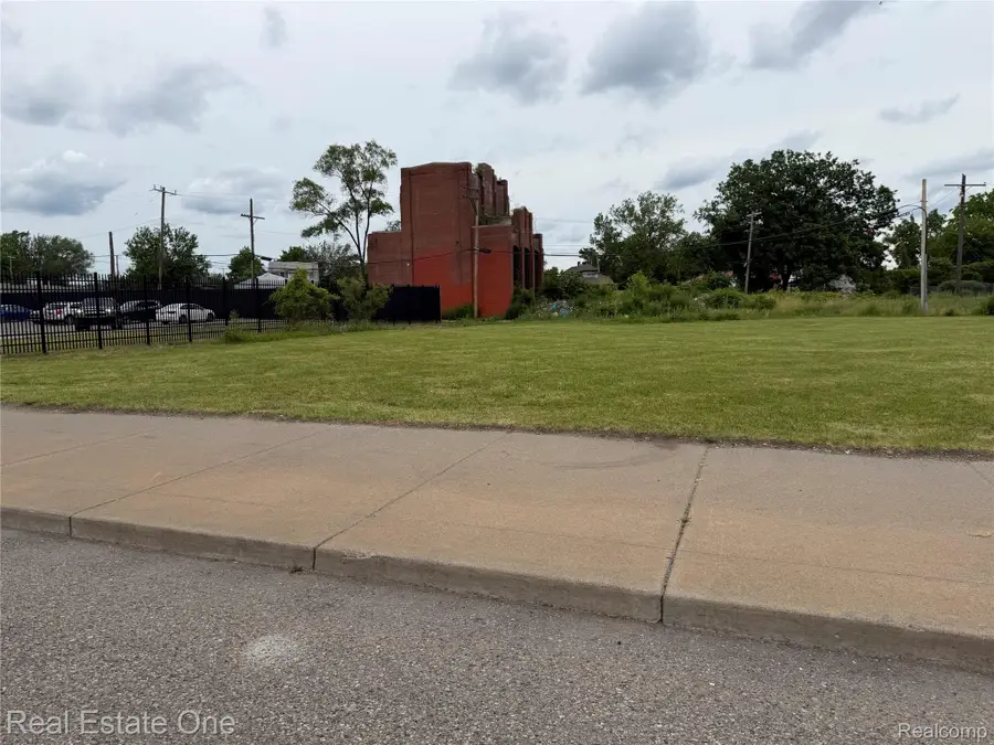 6510 W Warren Avenue, Detroit, MI 48210 - #3