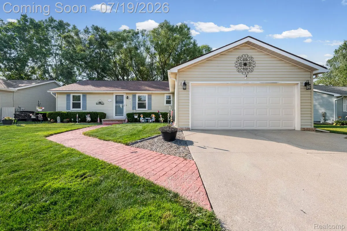 21699 Brookside North Drive, Macomb, MI 48044 - #1