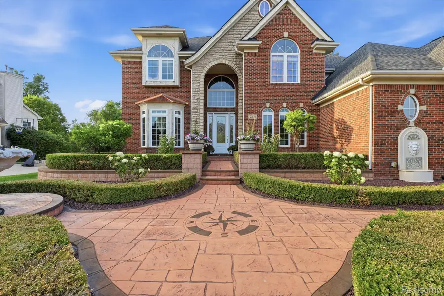2291 Lake Ridge Drive, Grand Blanc, MI 48439 - #2