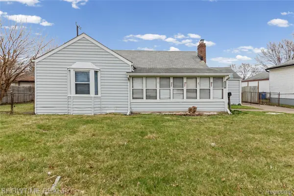 23276 Stewart Avenue, Warren, MI 48089