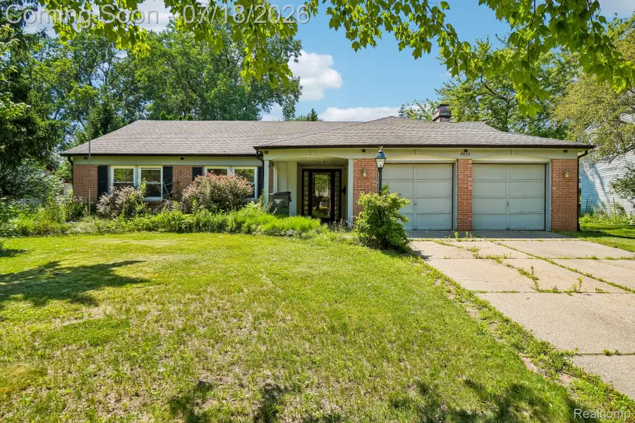 4855 Butler Drive, Troy, MI 48085 - #2