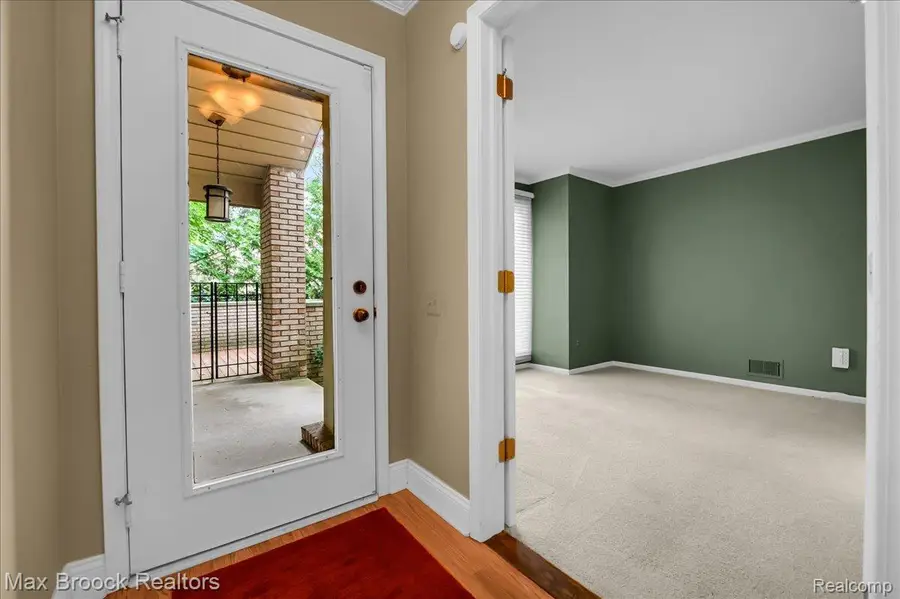 1180 Glenpointe Court, Bloomfield, MI 48304 - #3