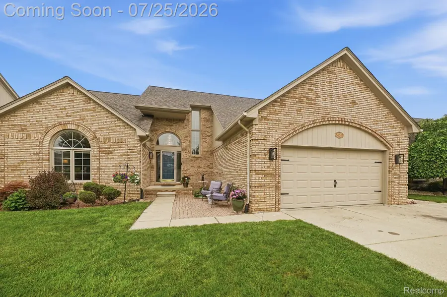 54049 Carnation Drive, Macomb, MI 48042 - #3