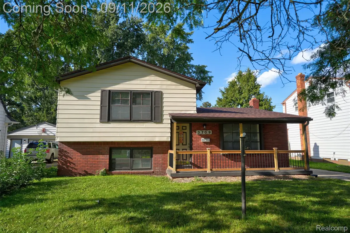 3709 Evergreen Parkway, Flint, MI 48503 - #1
