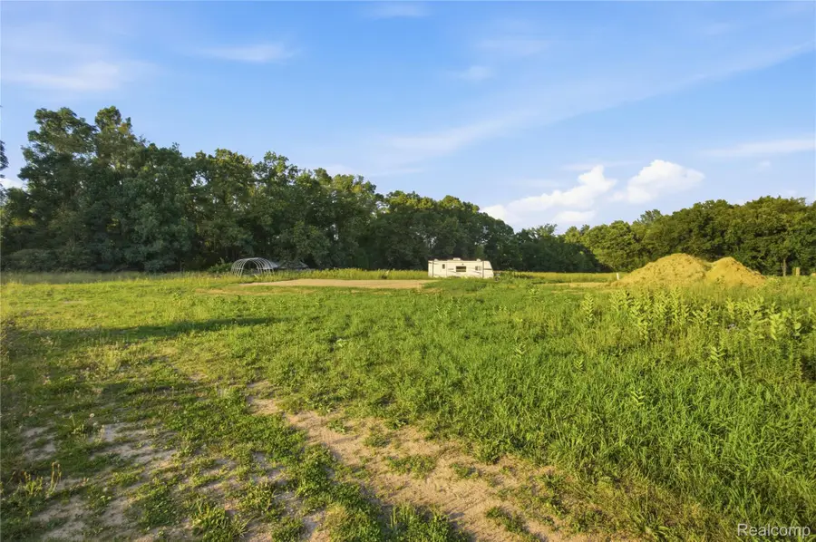 5300 W Allen Road, Fowlerville, MI 48836 - #3