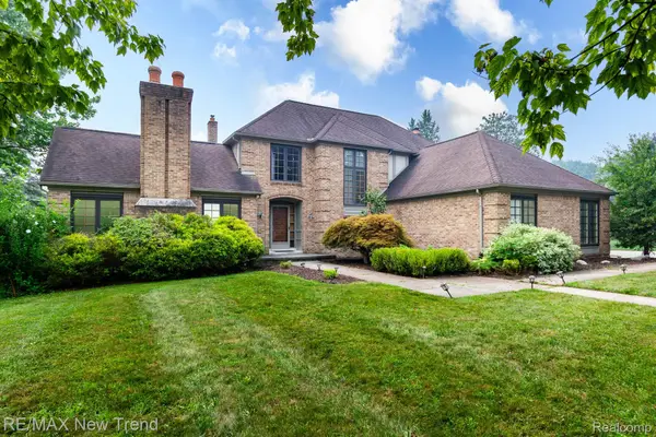 48775 Harvest Drive, Plymouth, MI 48170