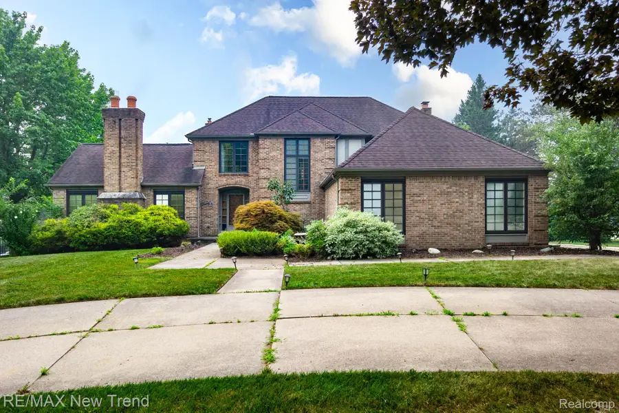 48775 Harvest Drive, Plymouth, MI 48170 - #2