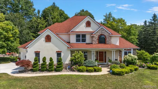 3460 Forest Meadow Court, Saginaw, MI 48603