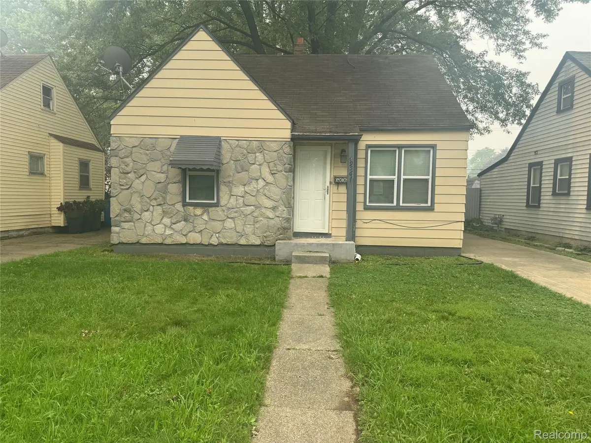 4956 Huron Street, Dearborn Heights, MI 48125 - #1
