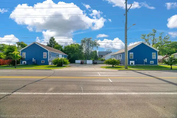415 Hilton Road, Ferndale, MI 48220