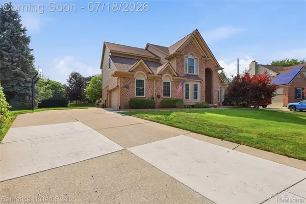 16724 Abby Circle, Northville, MI 48168
