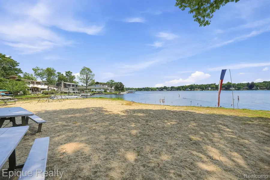 1642 Delmonte Street, Wolverine Lake, MI 48390 - #2