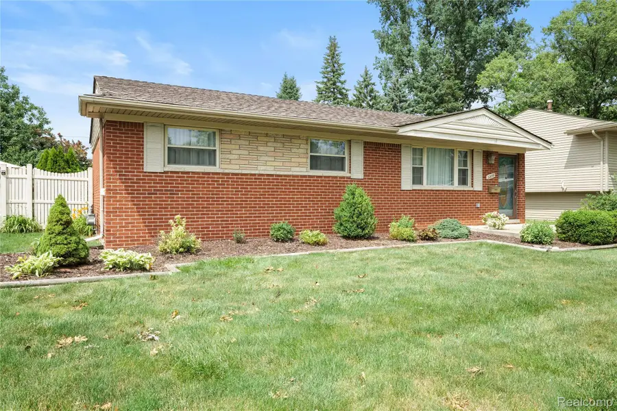 22054 Haig Street, Taylor, MI 48180 - #3