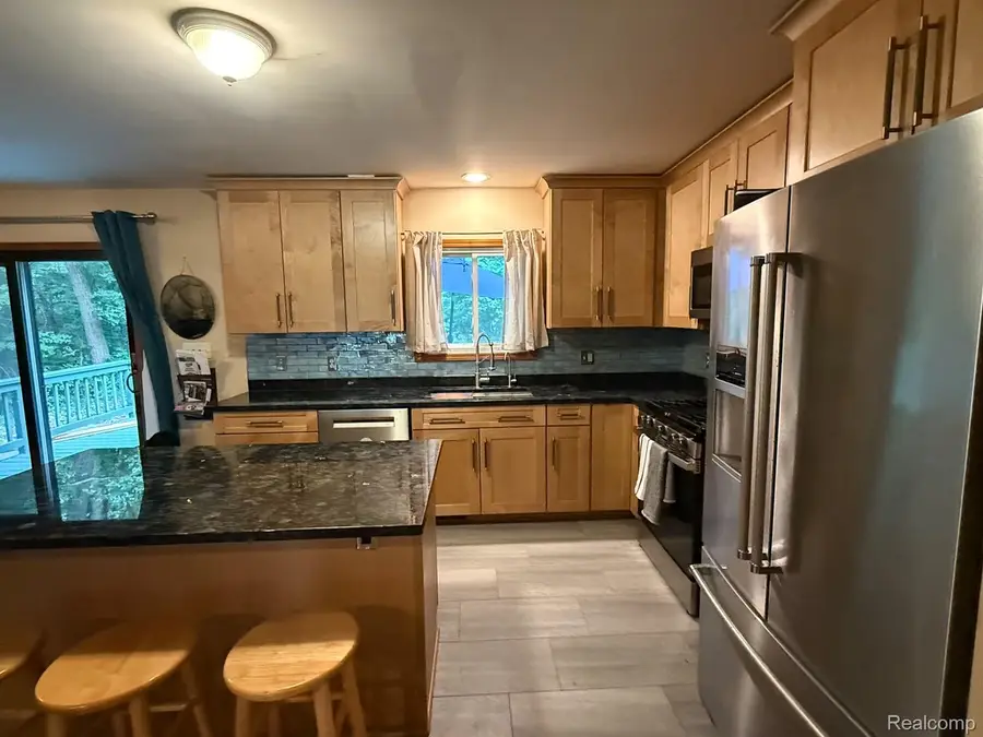 8819 Woodshire Drive, White Lake, MI 48386 - #3