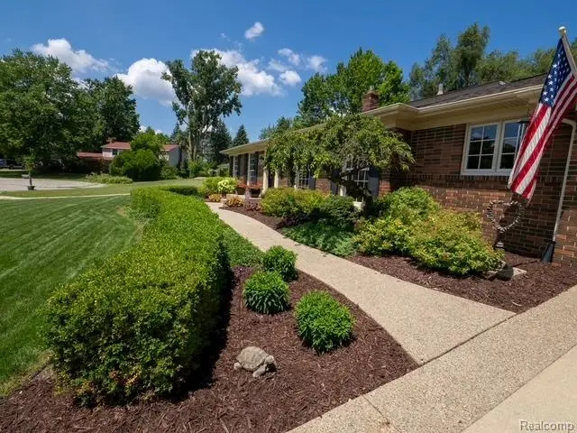 4923 Dusk Drive, Utica, MI 48316 - #3