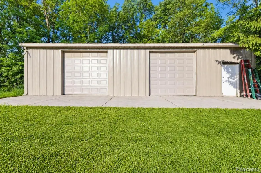 2190 Seymour Lake Road, Ortonville, MI 48462 - #3